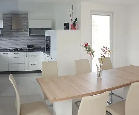 Pletkovic Apartment Tribalj