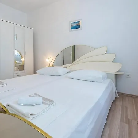 Pletkovic Tribunj (Sibenik-Knin)